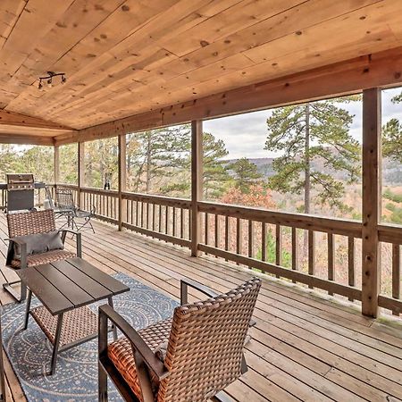 Piney Bluff Retreat With Mountain Views! Villa Luaran gambar