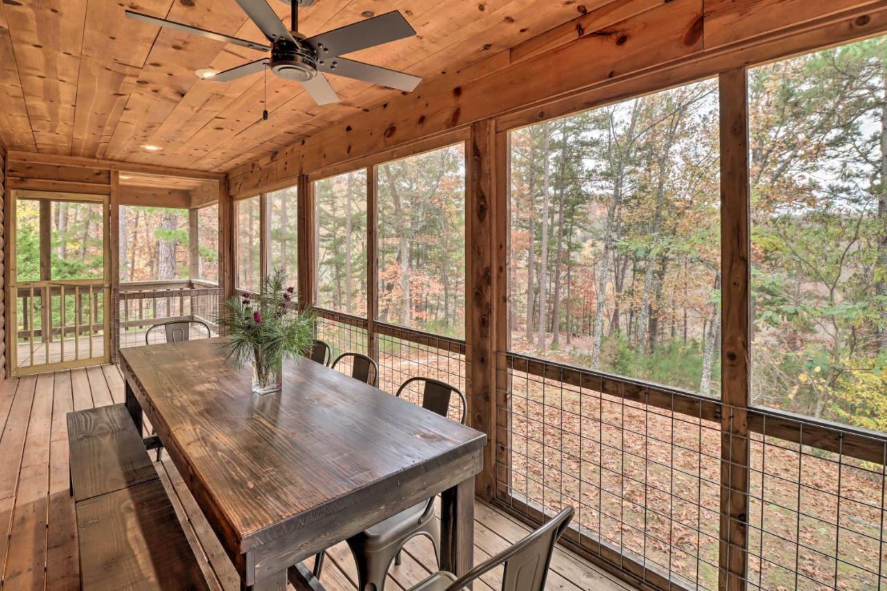Piney Bluff Retreat With Mountain Views! Villa Luaran gambar