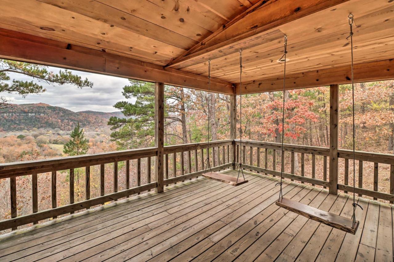 Piney Bluff Retreat With Mountain Views! Villa Luaran gambar